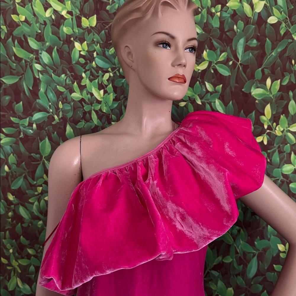Pink Velvet Off Shoulder Abstract Dress - Picture 5 of 15
